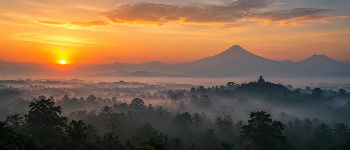 Borobudur Sunrise at Setumbu Hill – Without Breakfast
