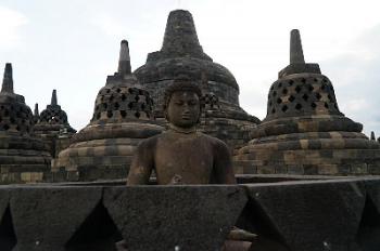 Wacana Tiket Candi Borobudur menjadi 750.000 domestik dan USD 100 untuk orang Asing